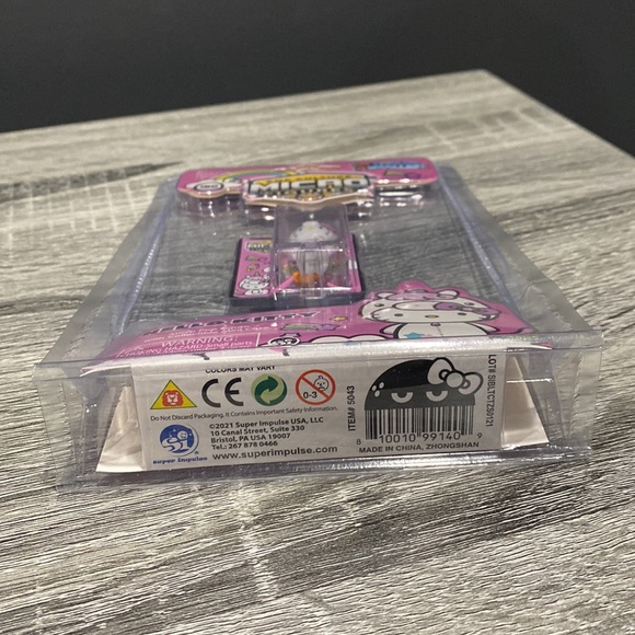 NEW: Pop Culture Micro Figures: Hello Kitty in Unicorn Costume - Mini Figure - Picture 3 of 9
